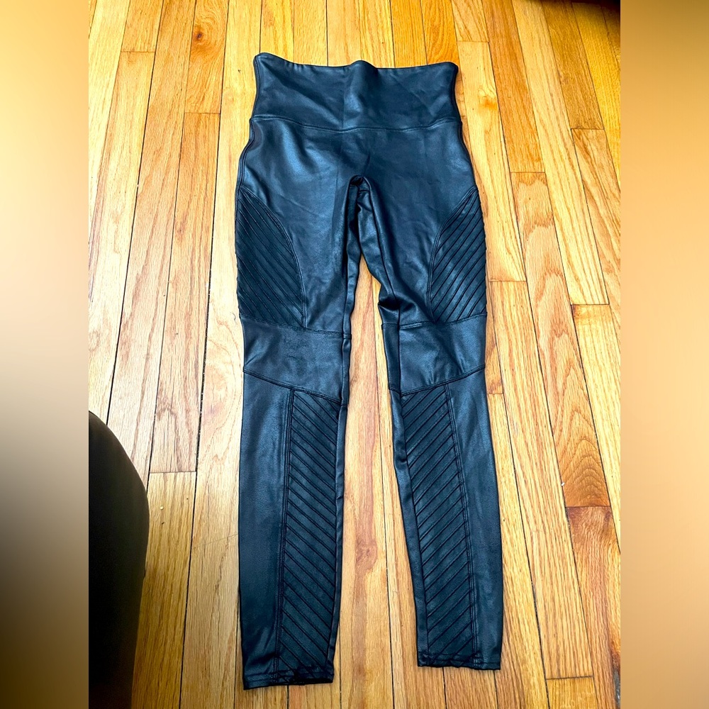 NWOT Spanx Coated Wax faux leather Moto rockstar leggings sport active athletic - Picture 1 of 6
